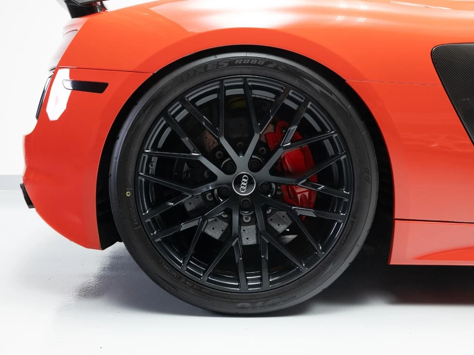 2017 Audi 4S R8 - Image 24 of 31