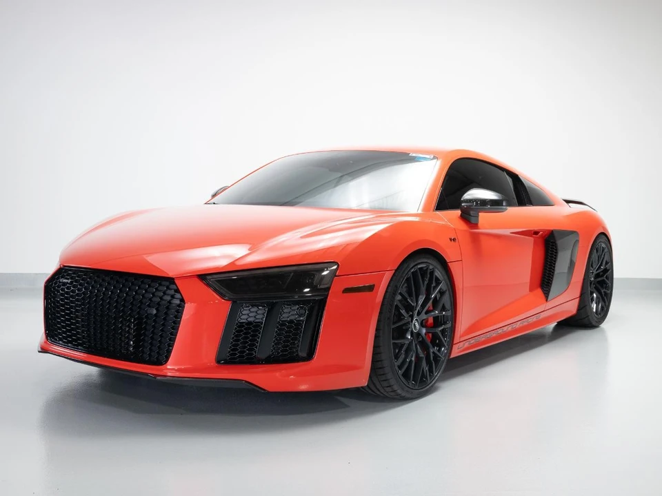 2017 Audi 4S R8 - Image 2 of 31