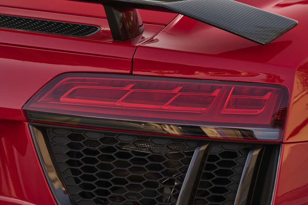 2017 Audi 4S R8 - Image 11 of 31