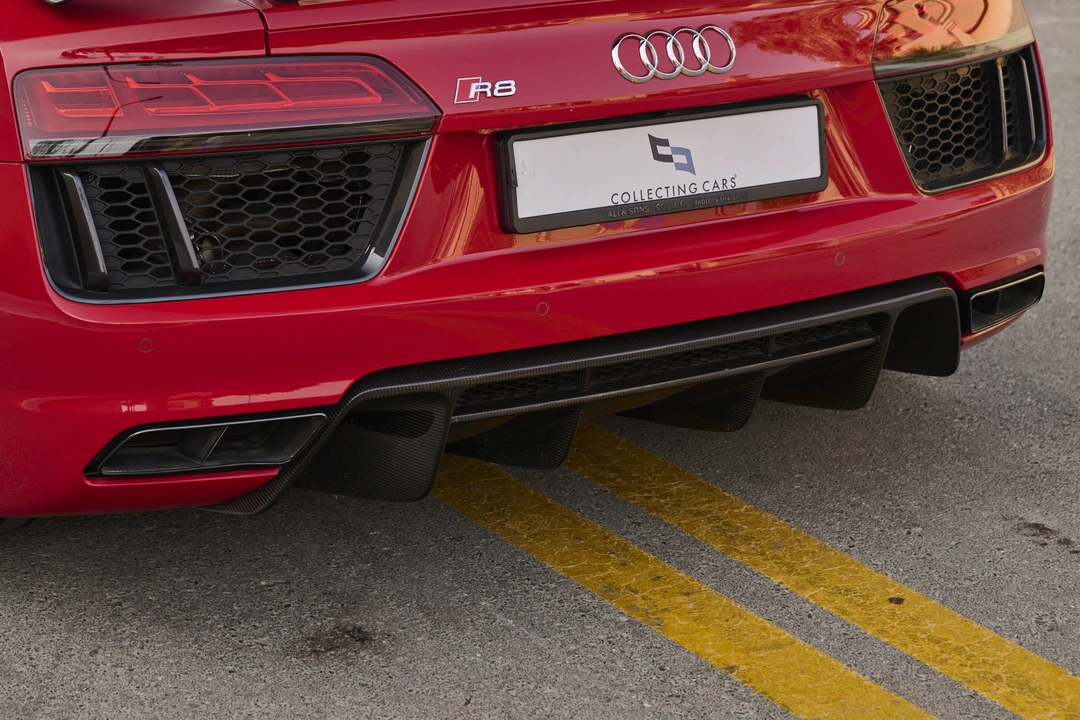 2017 Audi 4S R8 - Image 19 of 31