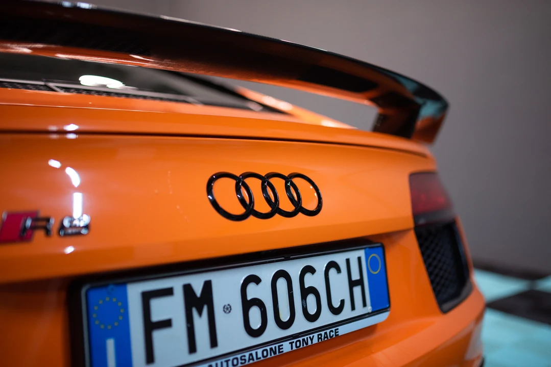 2017 Audi 4S R8 - Image 20 of 31