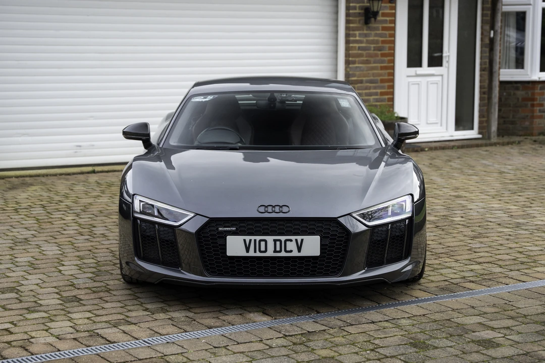 2017 Audi 4S R8 - Image 10 of 31