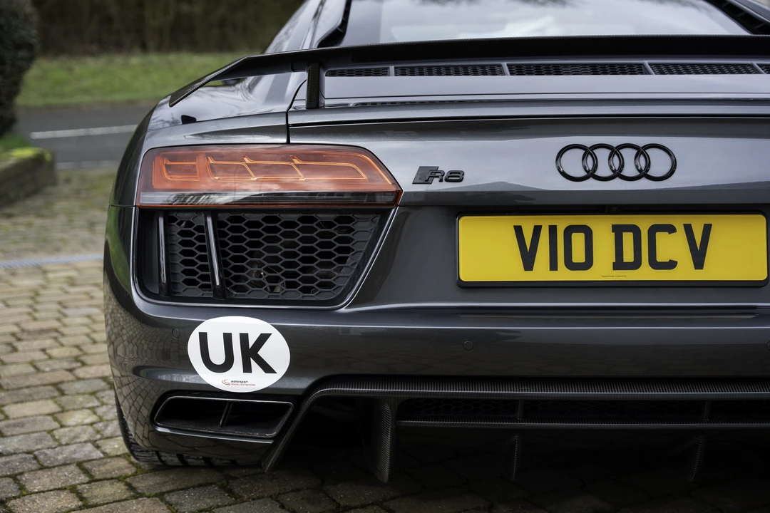2017 Audi 4S R8 - Image 27 of 31