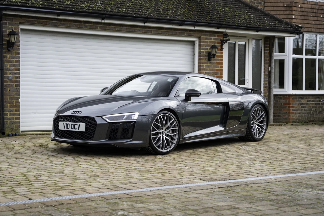 2017 Audi 4S R8 - Image 9 of 31