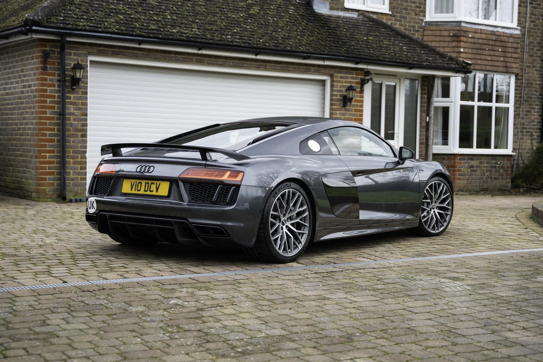 2017 Audi 4S R8 - Image 5 of 31