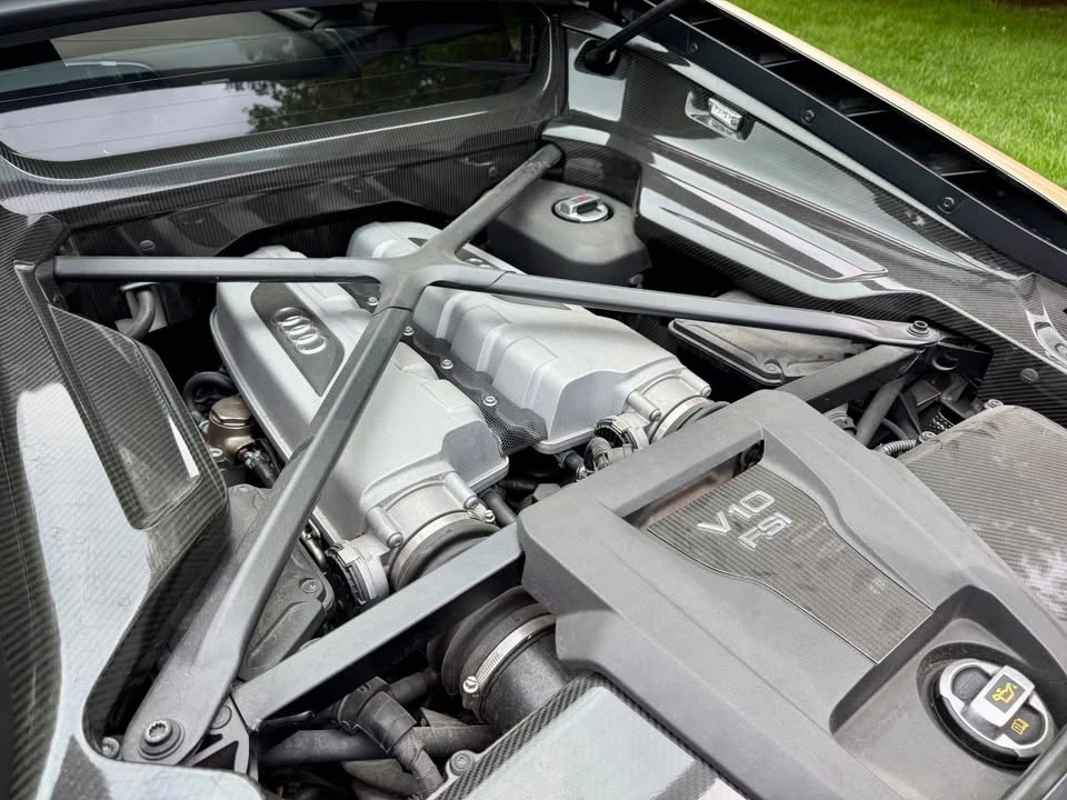 2017 Audi 4S R8 - Image 10 of 15