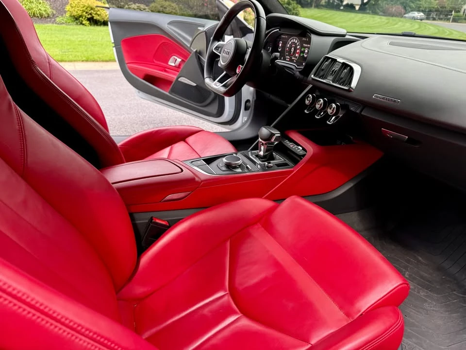 2017 Audi 4S R8 - Image 7 of 15