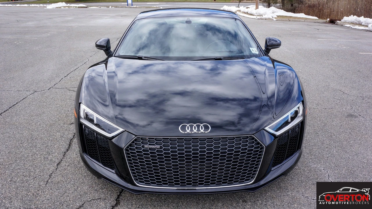 2017 Audi 4S R8 - Image 7 of 24