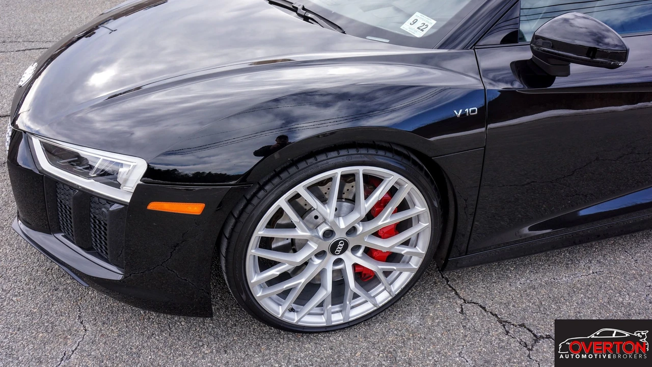2017 Audi 4S R8 - Image 8 of 24