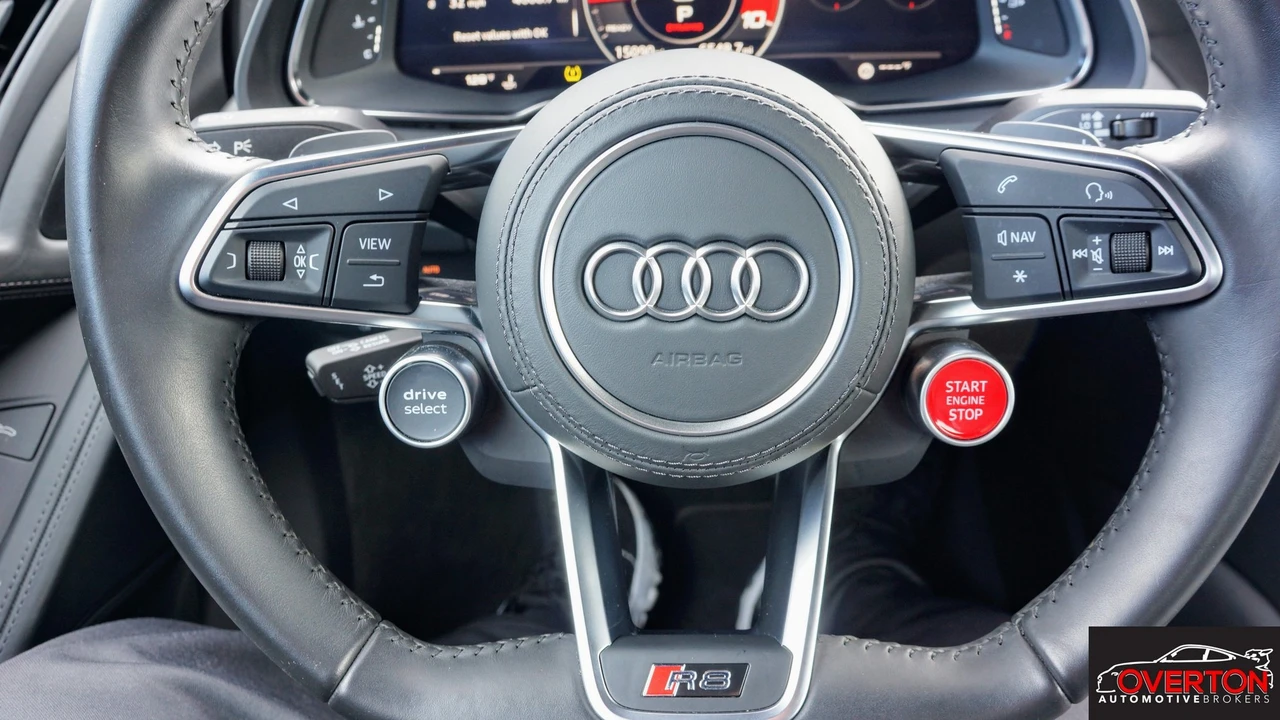 2017 Audi 4S R8 - Image 17 of 24