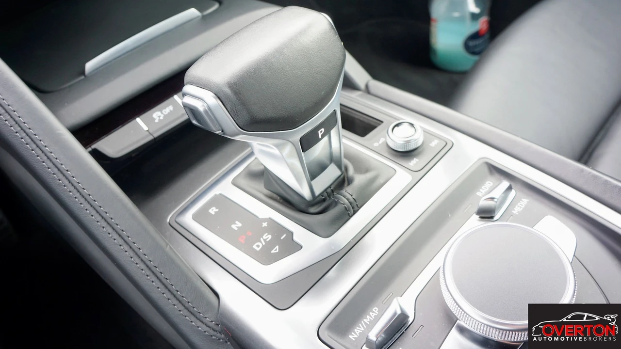 2017 Audi 4S R8 - Image 18 of 24