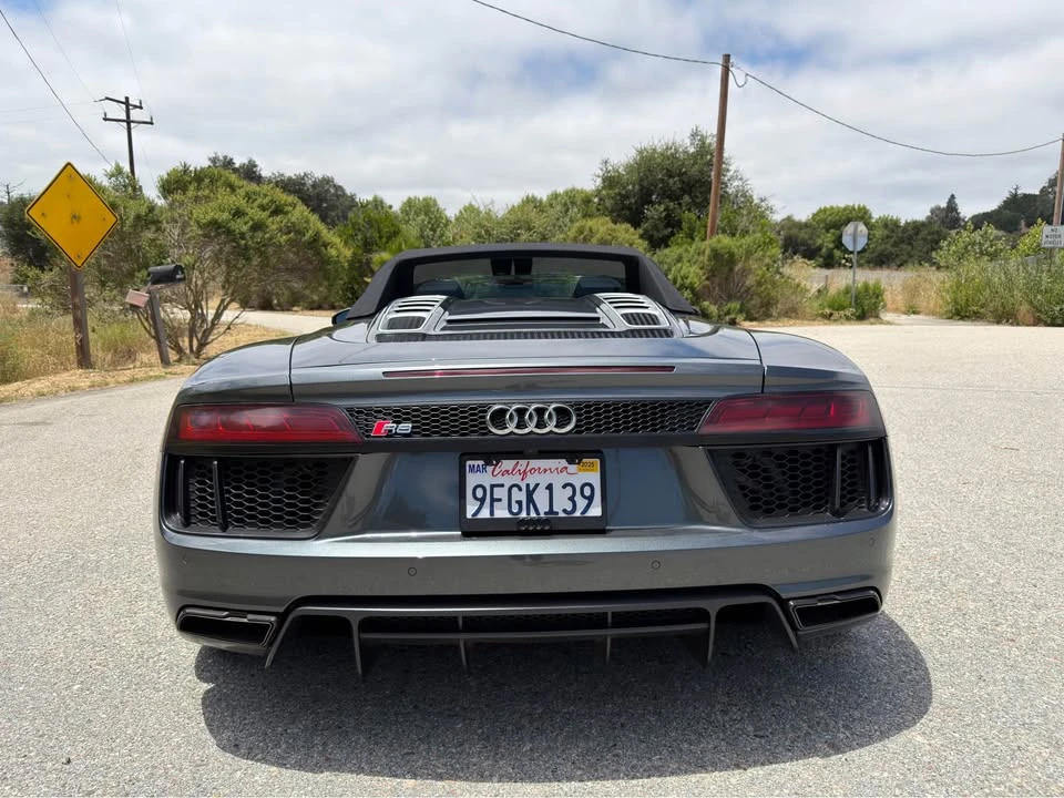 2017 Audi 4S R8 - Image 8 of 18