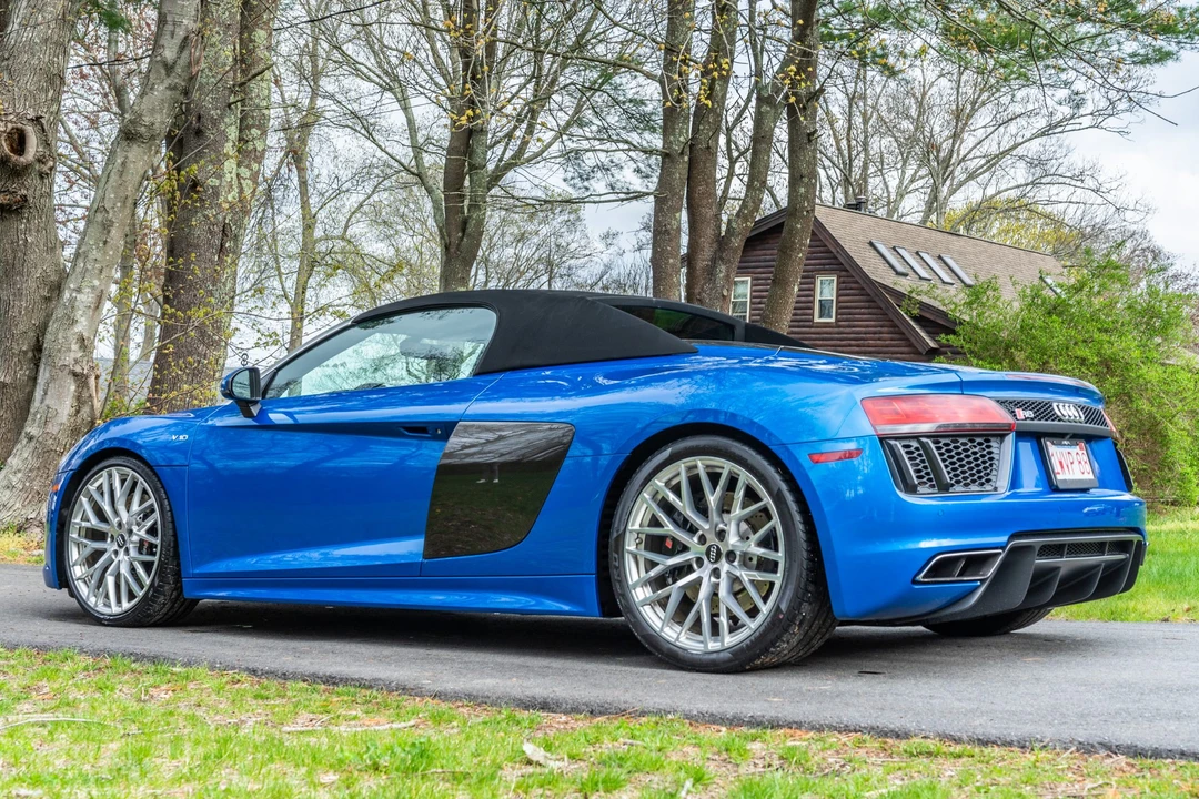 2017 Audi 4S R8 - Image 6 of 31