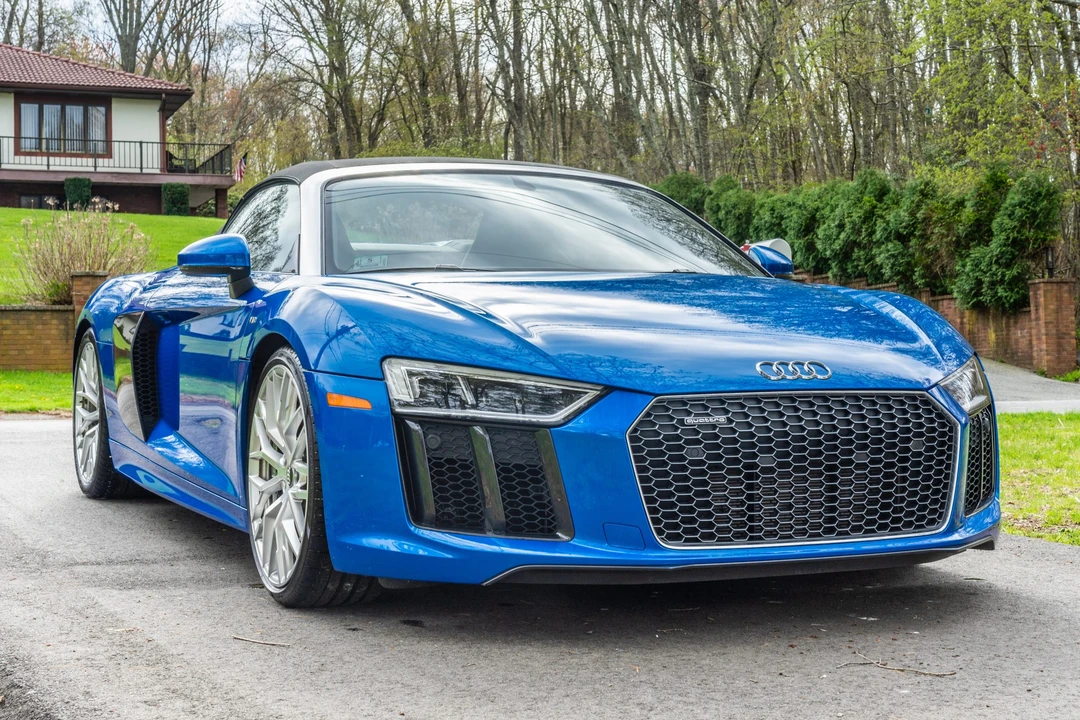 2017 Audi 4S R8 - Image 3 of 31