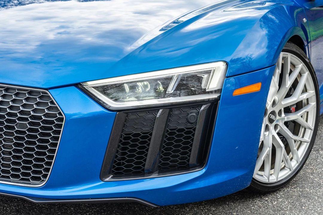 2017 Audi 4S R8 - Image 25 of 31