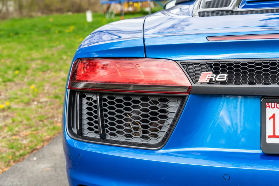 2017 Audi 4S R8 - Image 29 of 31