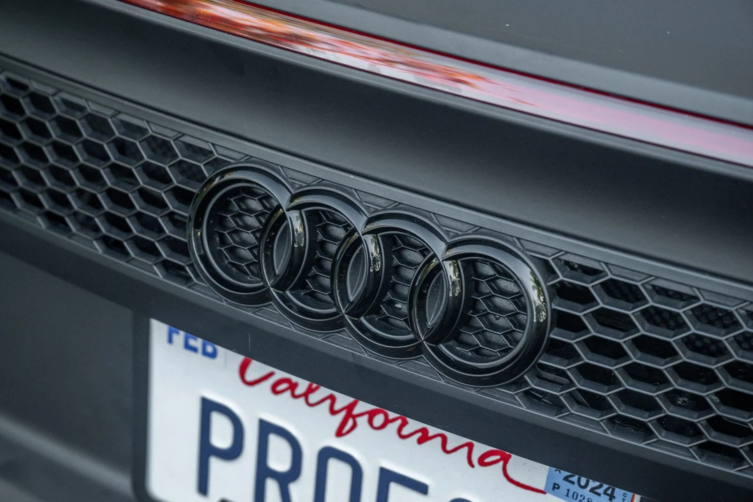 2017 Audi 4S R8 - Image 28 of 31
