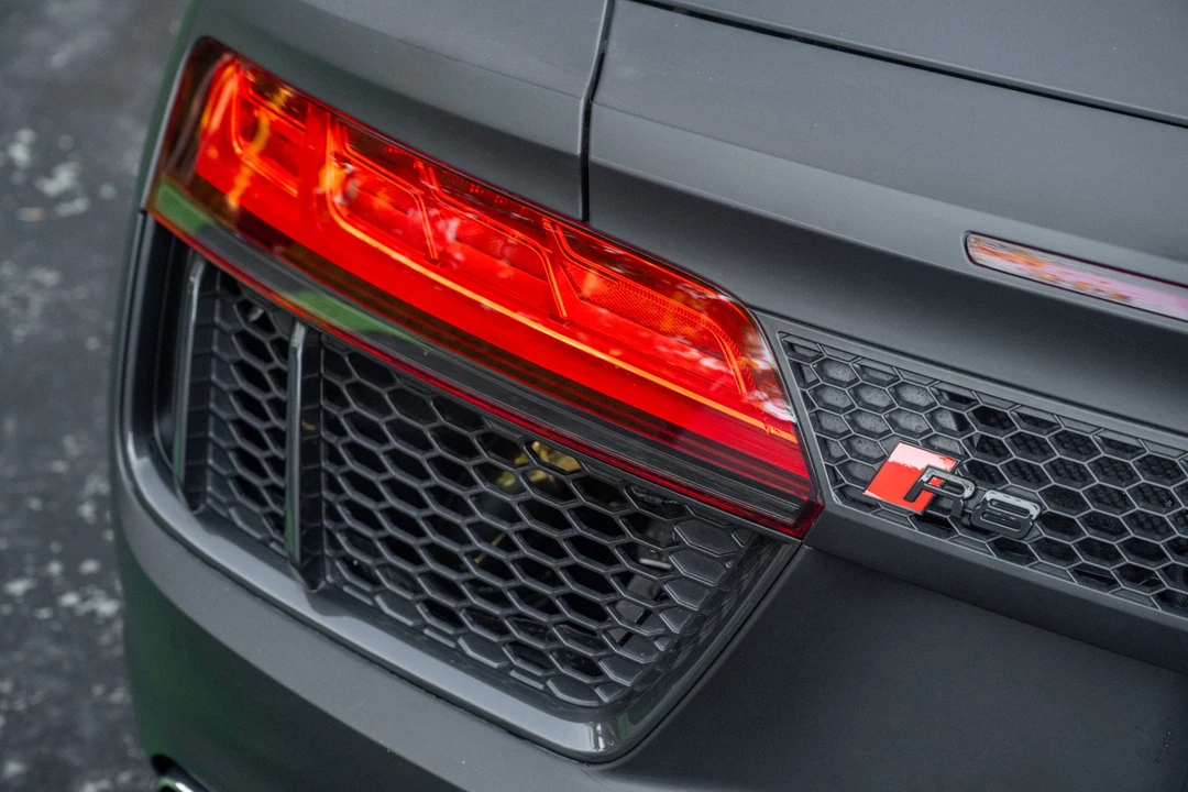 2017 Audi 4S R8 - Image 25 of 31
