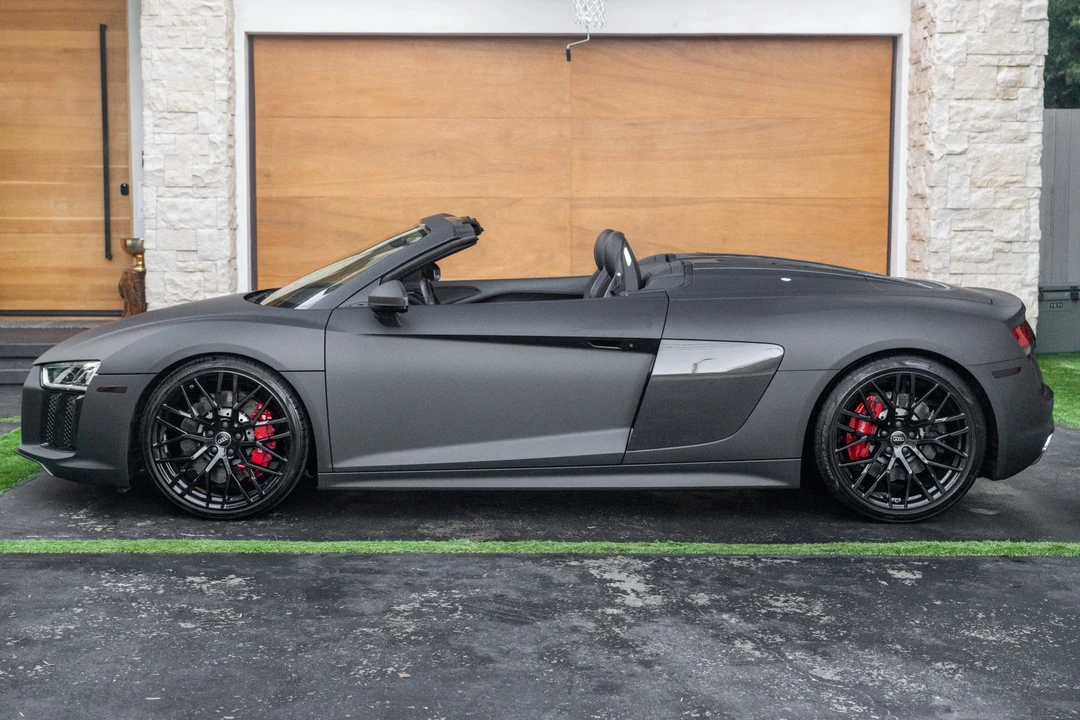 2017 Audi 4S R8 - Image 9 of 31