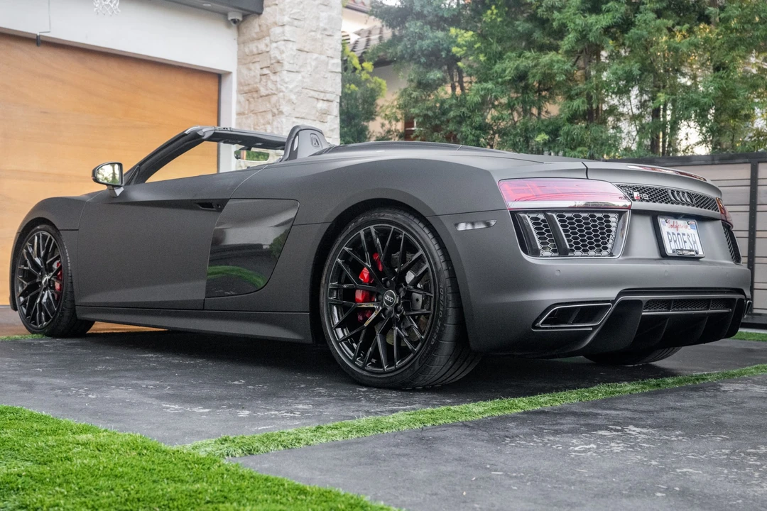 2017 Audi 4S R8 - Image 8 of 31