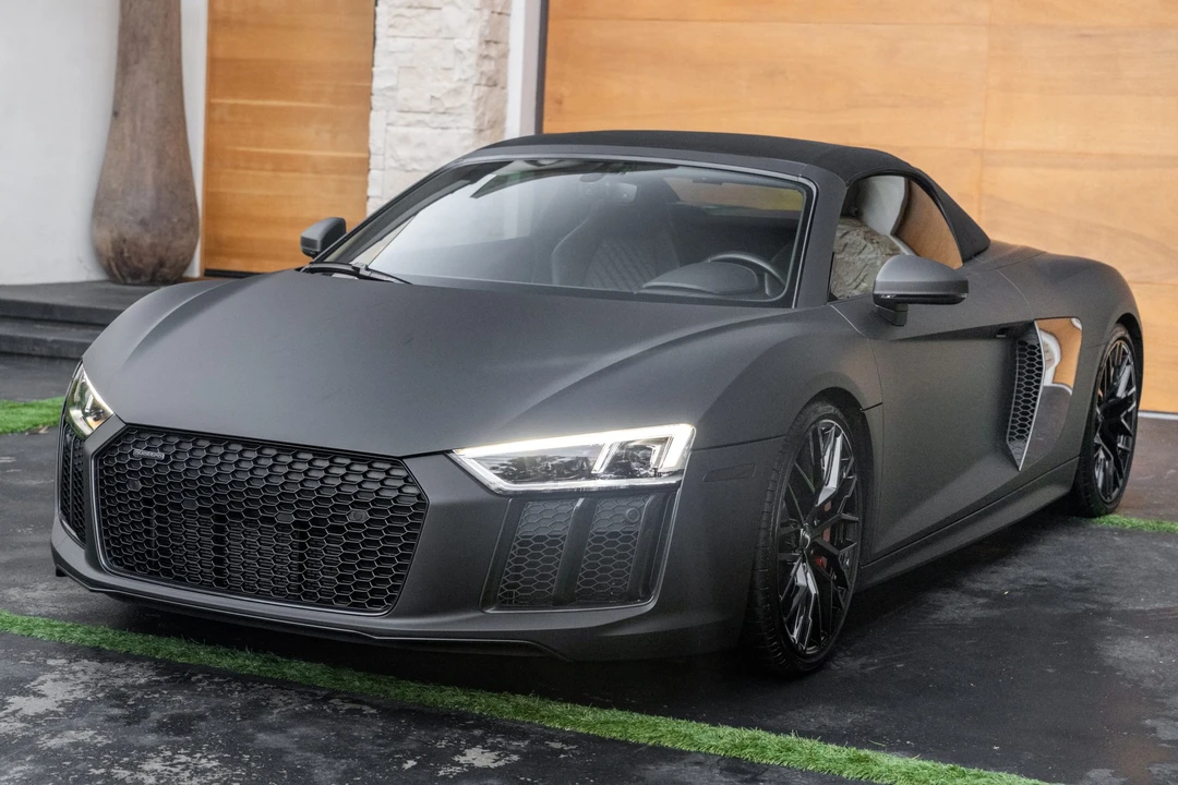 2017 Audi 4S R8 - Image 10 of 31