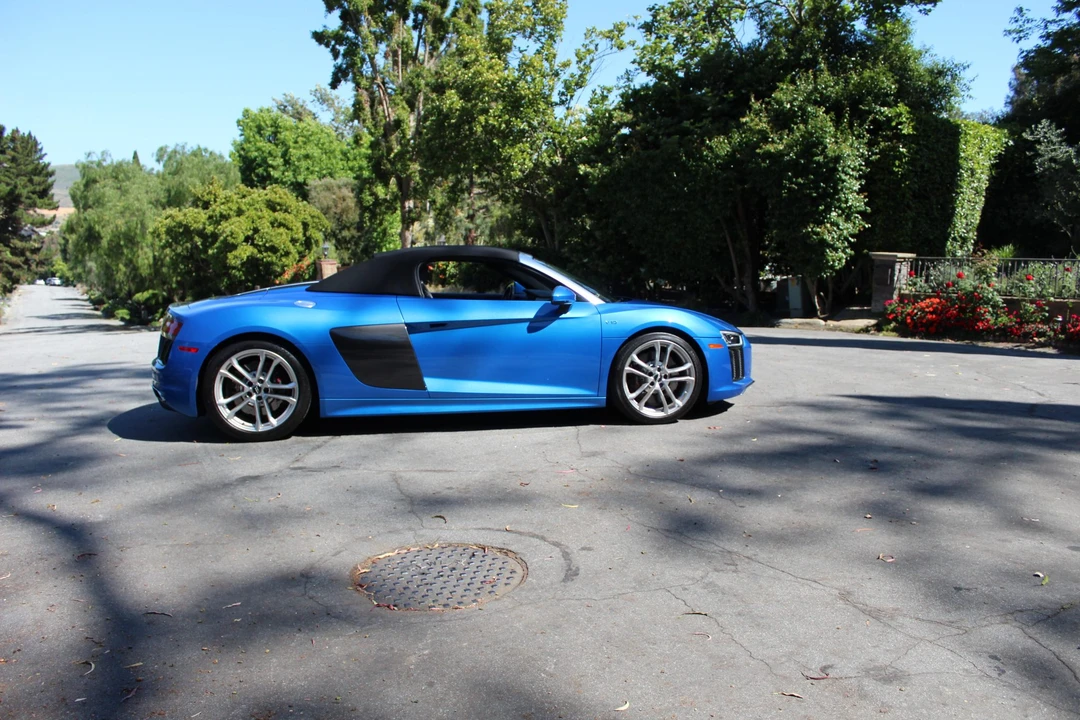2017 Audi 4S R8 - Image 11 of 31