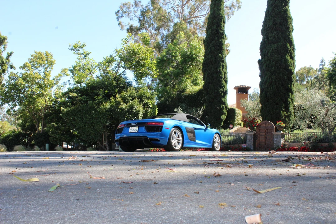 2017 Audi 4S R8 - Image 10 of 31