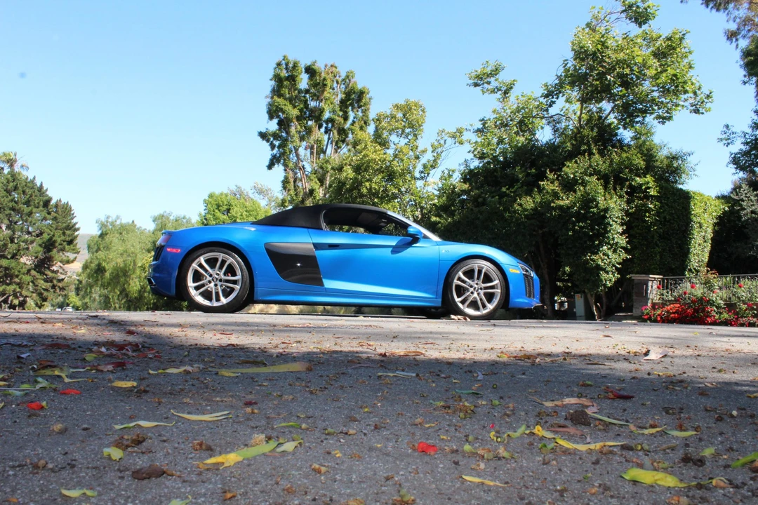 2017 Audi 4S R8 - Image 12 of 31