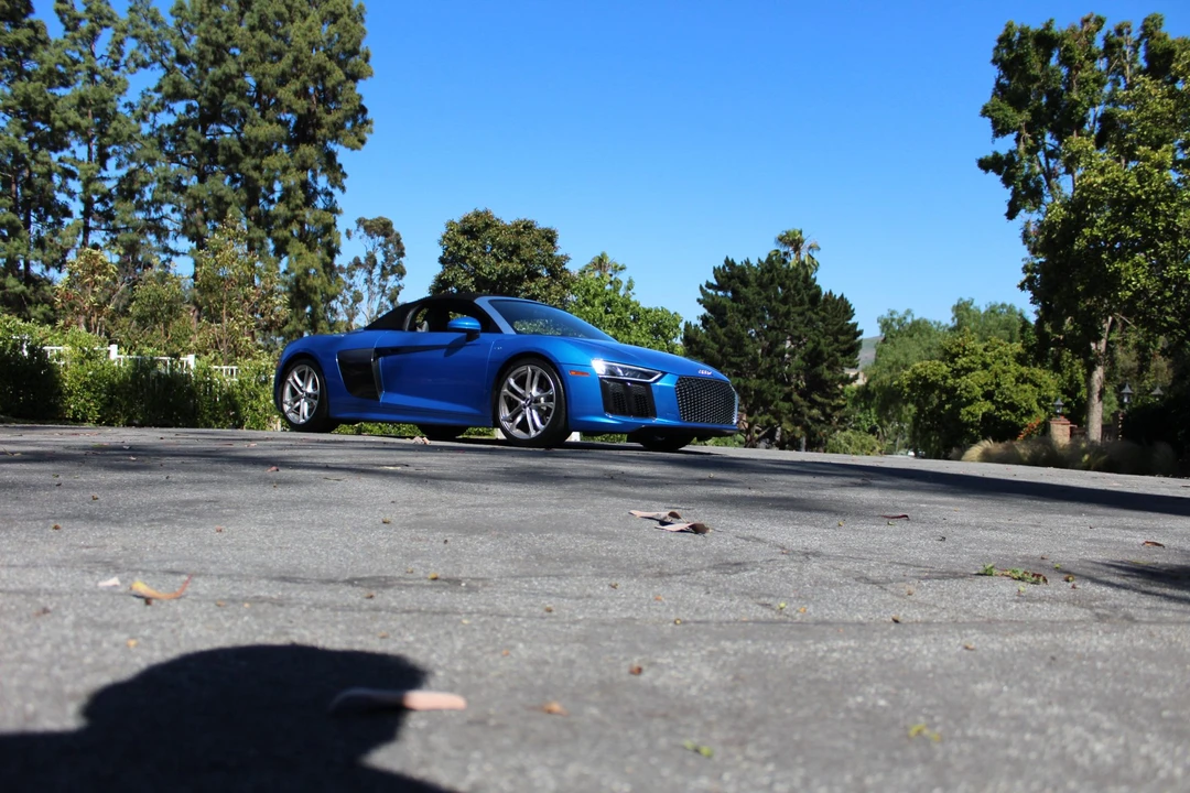 2017 Audi 4S R8 - Image 13 of 31