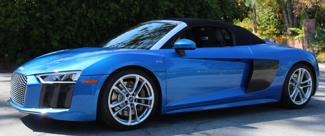 2017 Audi 4S R8 - Image 19 of 31