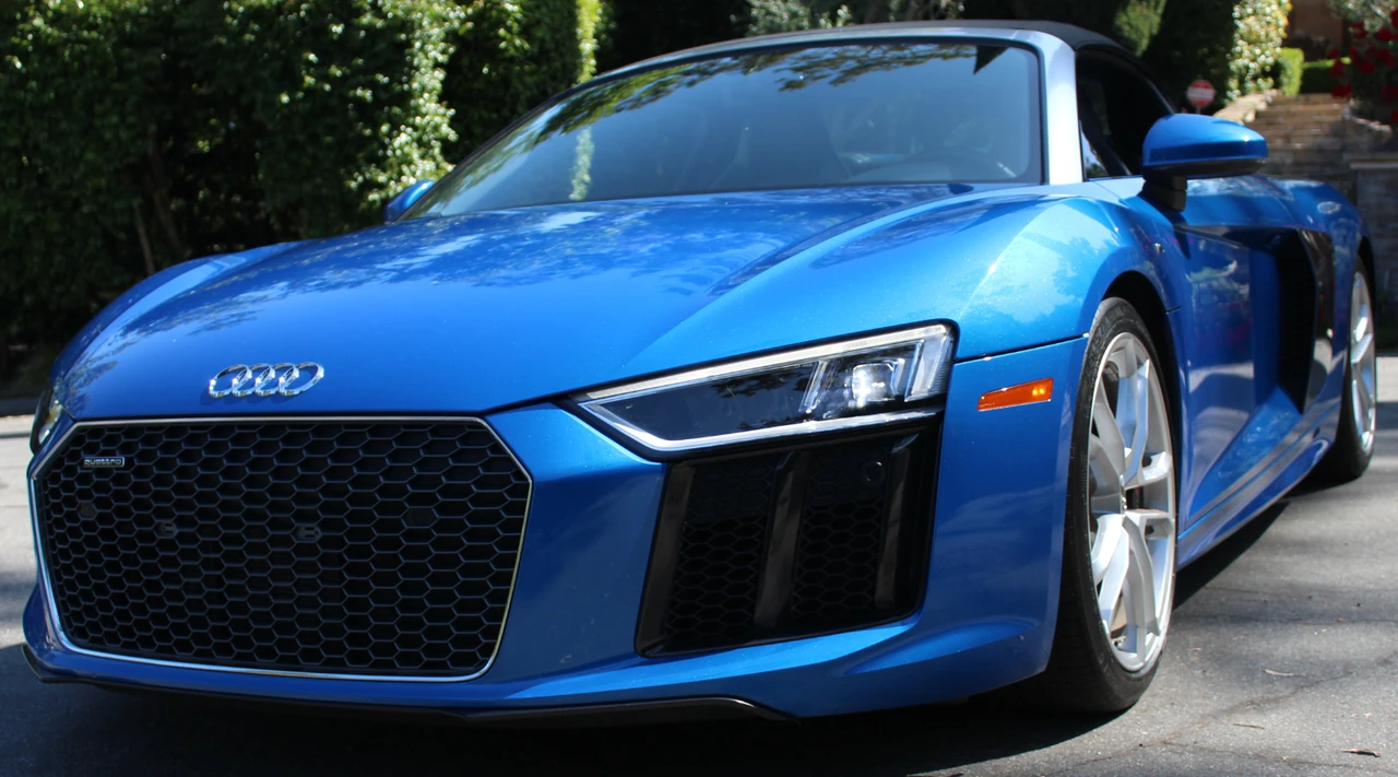 2017 Audi 4S R8 - Image 16 of 31