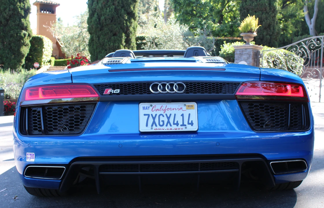 2017 Audi 4S R8 - Image 30 of 31