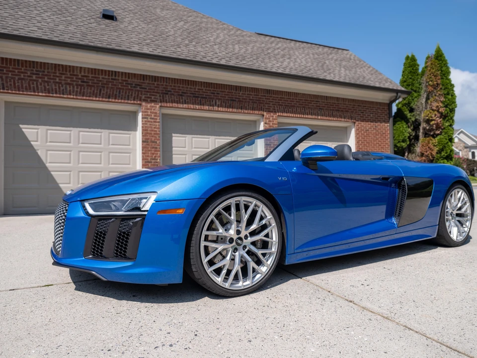 2017 Audi 4S R8 - Image 6 of 31