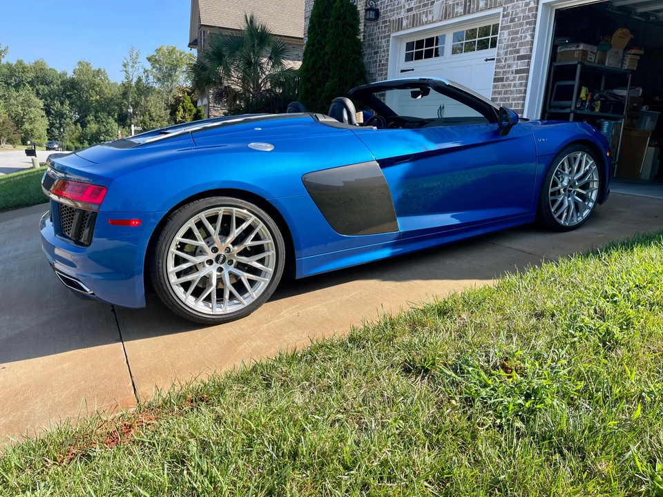 2017 Audi 4S R8 - Image 17 of 31