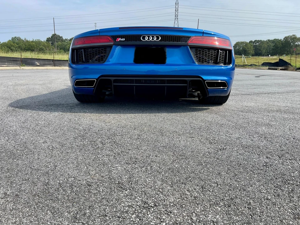 2017 Audi 4S R8 - Image 12 of 31