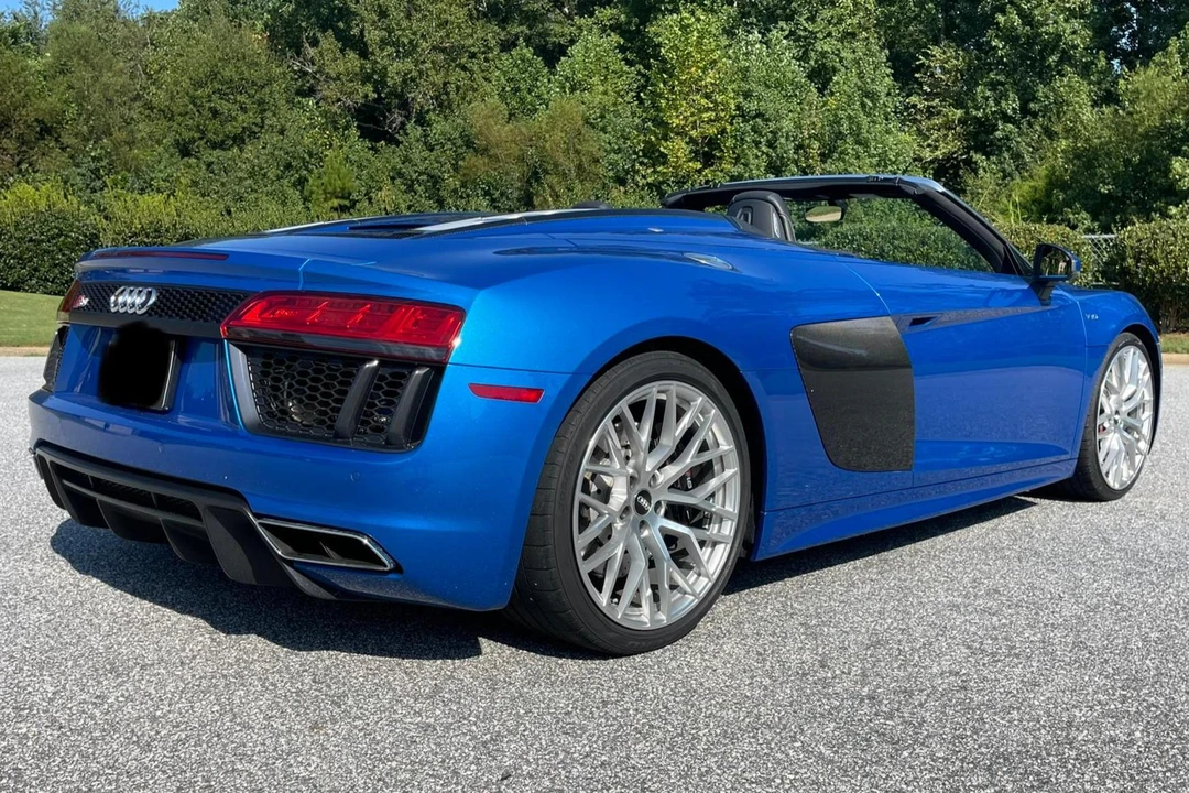 2017 Audi 4S R8 - Image 4 of 31