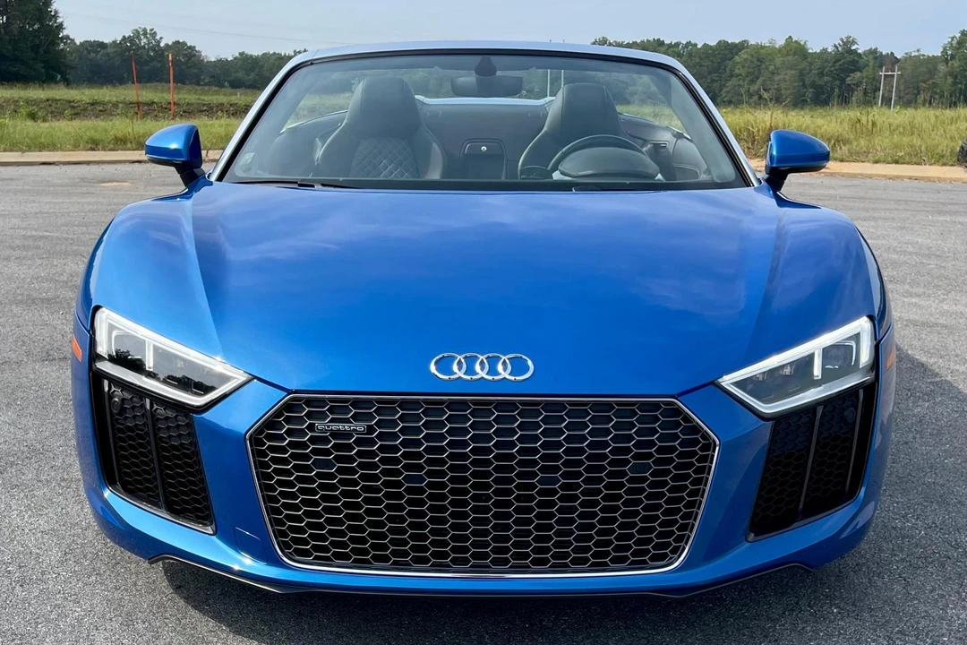2017 Audi 4S R8 - Image 2 of 31