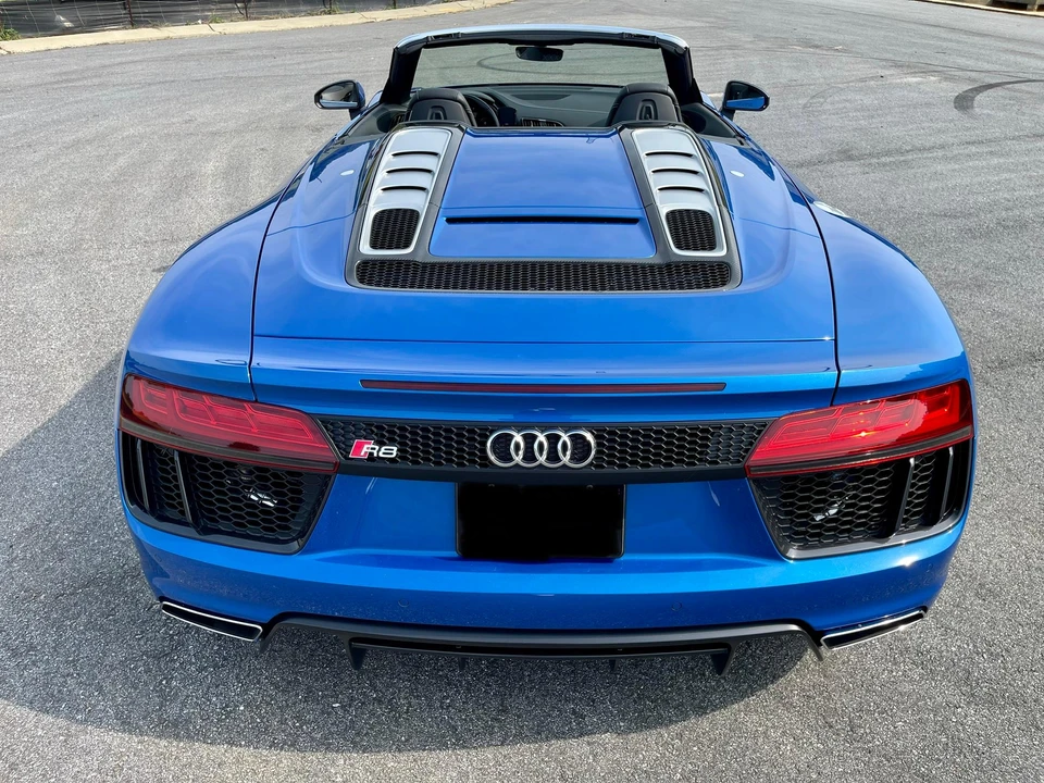 2017 Audi 4S R8 - Image 14 of 31