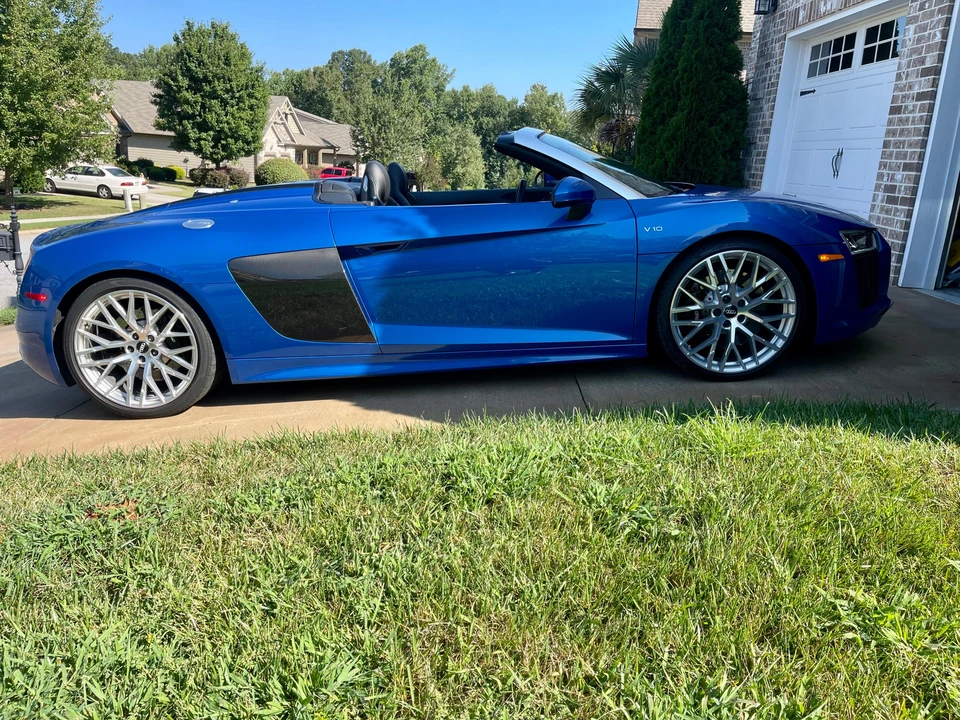 2017 Audi 4S R8 - Image 18 of 31