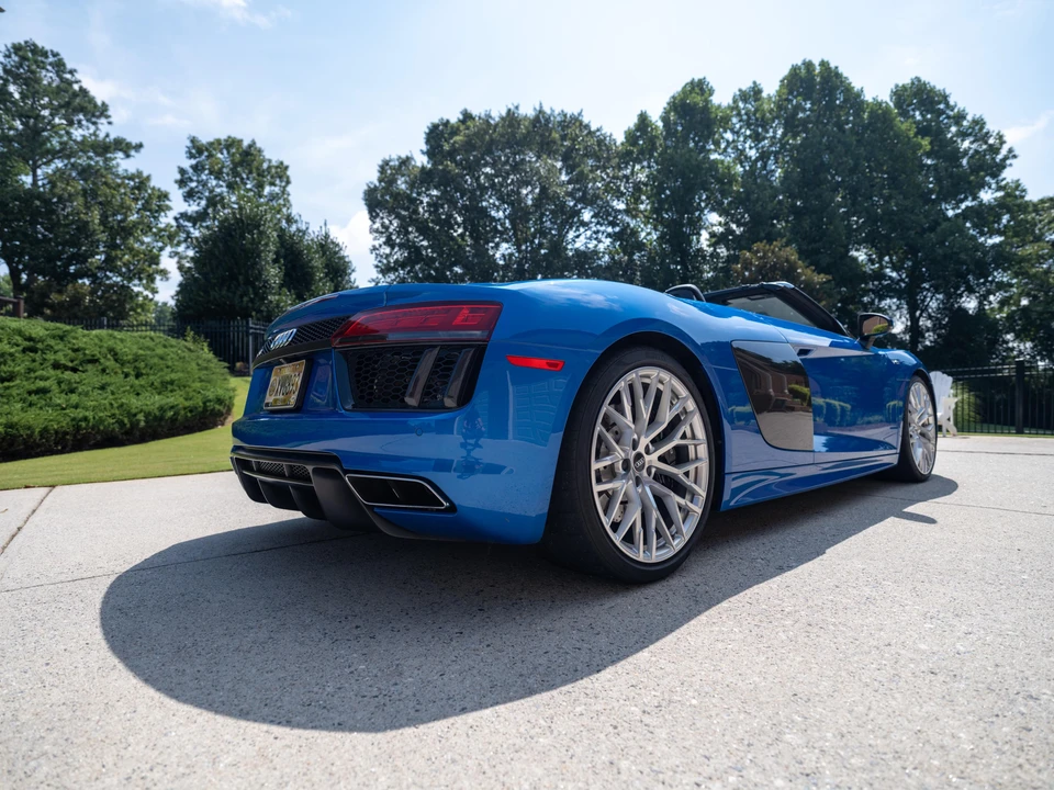 2017 Audi 4S R8 - Image 15 of 31
