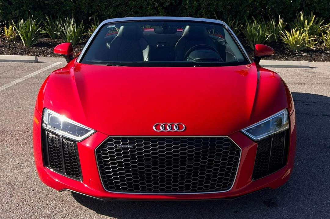 2017 Audi 4S R8 - Image 2 of 31