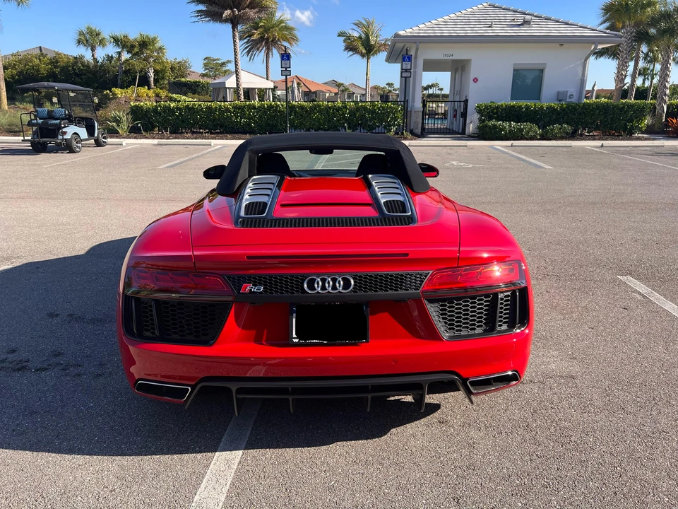 2017 Audi 4S R8 - Image 13 of 31