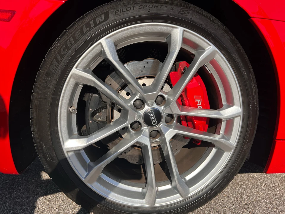 2017 Audi 4S R8 - Image 30 of 31