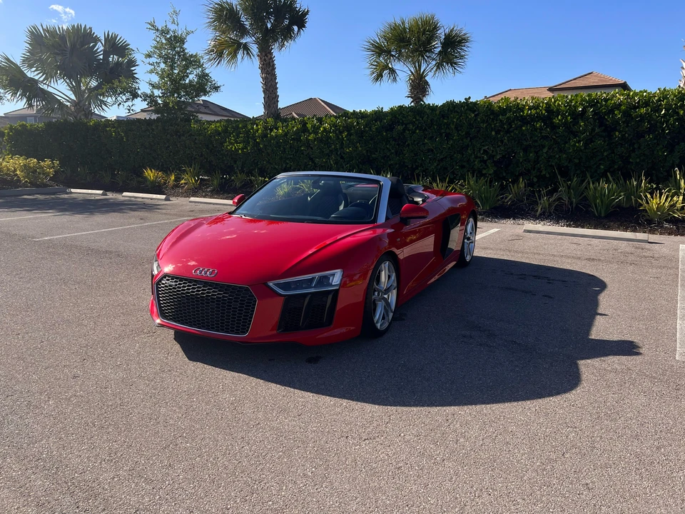 2017 Audi 4S R8 - Image 7 of 31