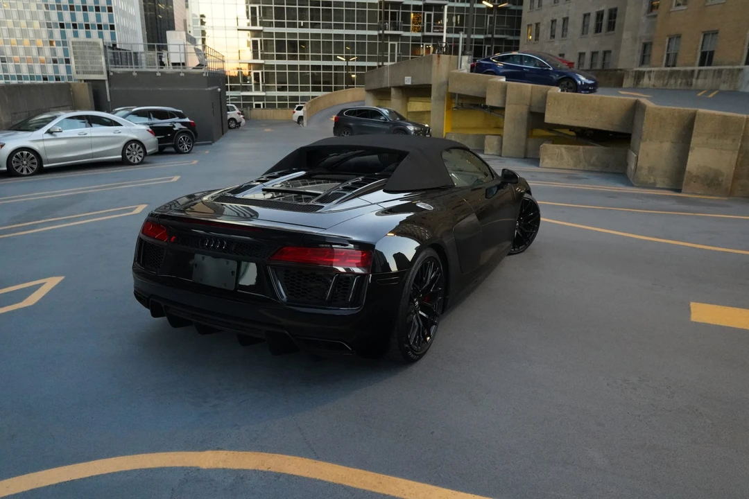 2017 Audi 4S R8 - Image 12 of 31