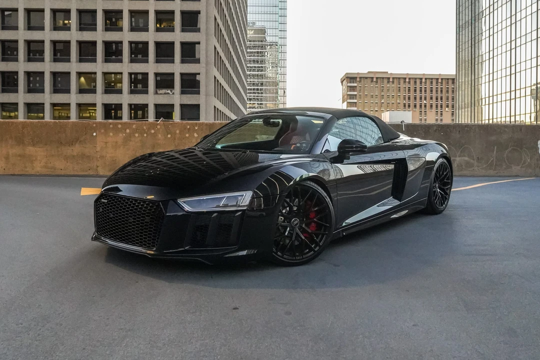 2017 Audi 4S R8 - Image 17 of 31