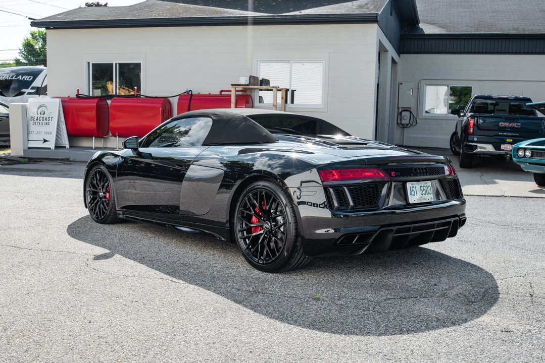 2017 Audi 4S R8 - Image 12 of 31