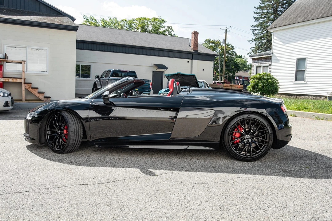 2017 Audi 4S R8 - Image 3 of 31