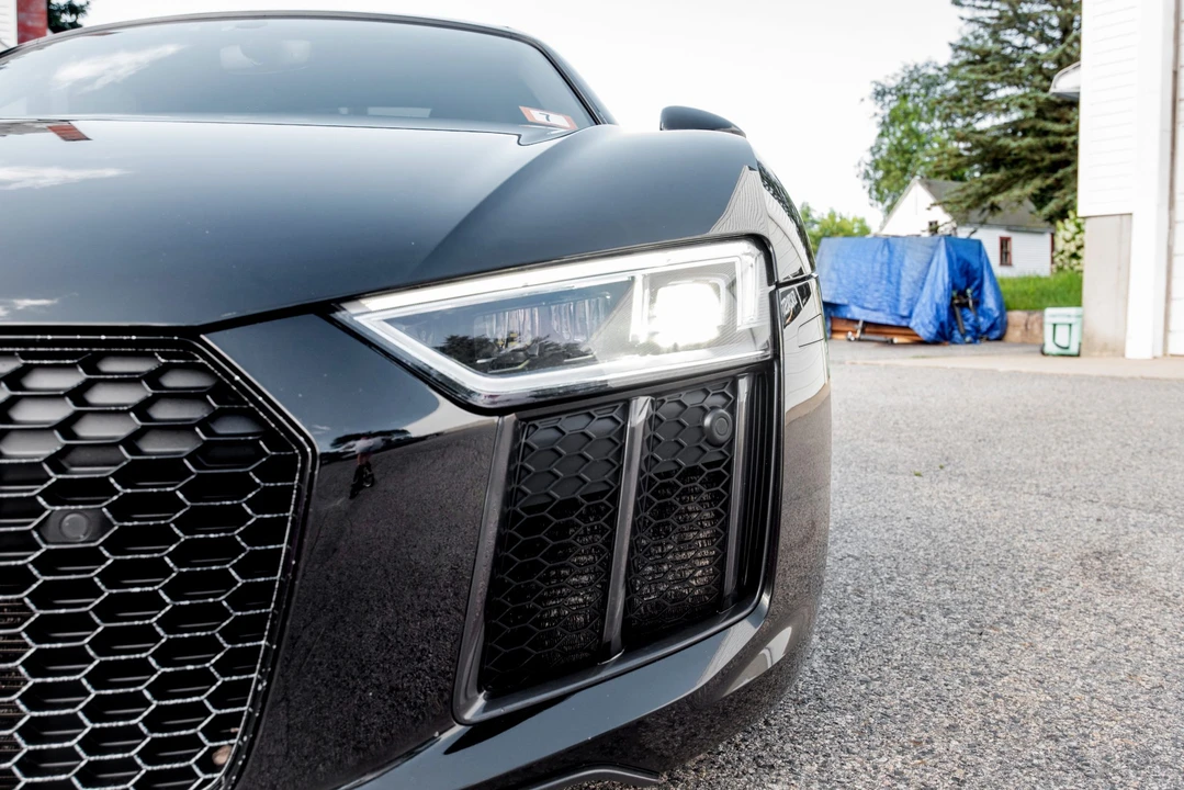 2017 Audi 4S R8 - Image 25 of 31