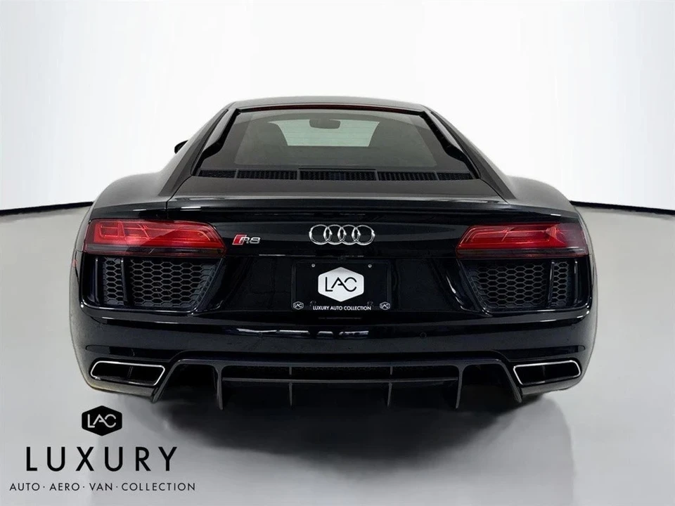 2017 Audi 4S R8 - Image 5 of 12